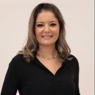 Dra. Elaine Rodrigues