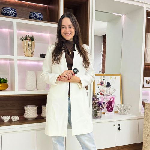 Luciana Vilela Gomide, Dermatologista Goiânia