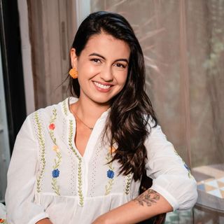 Ampliar imagem: Lívia Frazão, Psicólogo Itanhaém