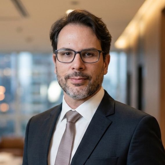 Leonardo Caetano, Cirurgião plástico São Paulo