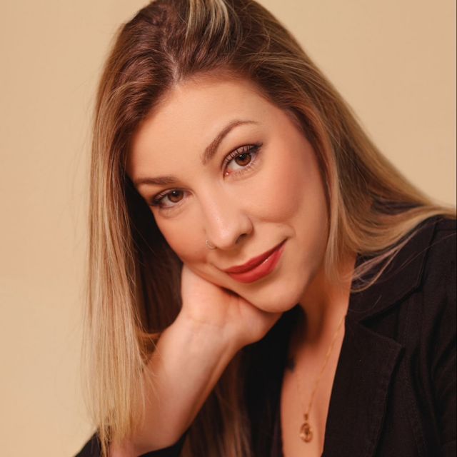 Luyza G. Oliveira, Psicólogo Santos