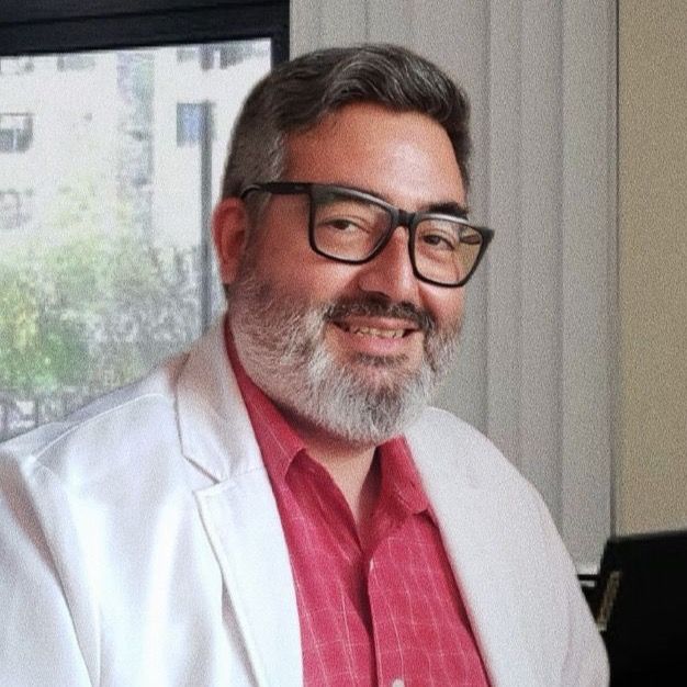 Claudio Alvarez de Araya Alcaino, Psiquiatra Iquique