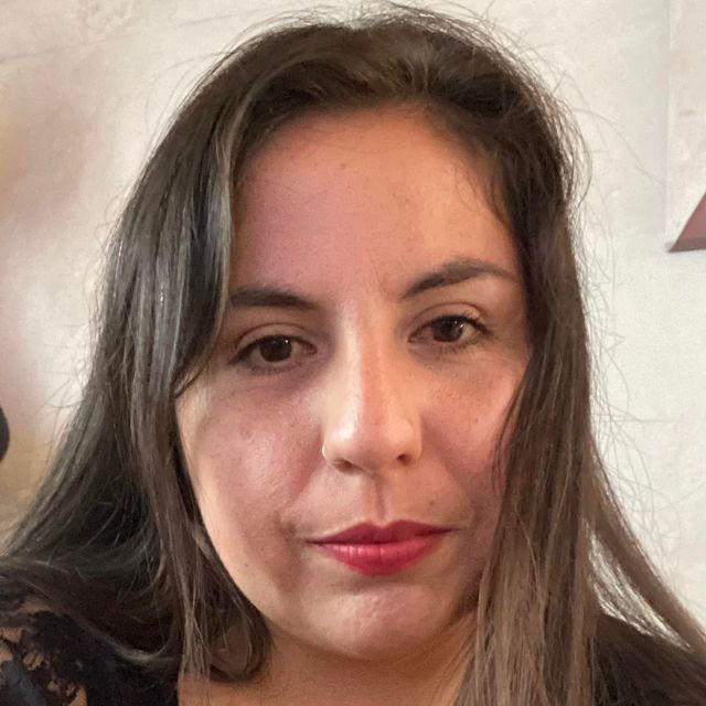 Dammarye Urra Salazar, Psicólogo Iquique