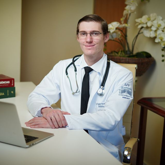 Luis Augusto Veronezzi Savioli, Médico clínico geral Itu