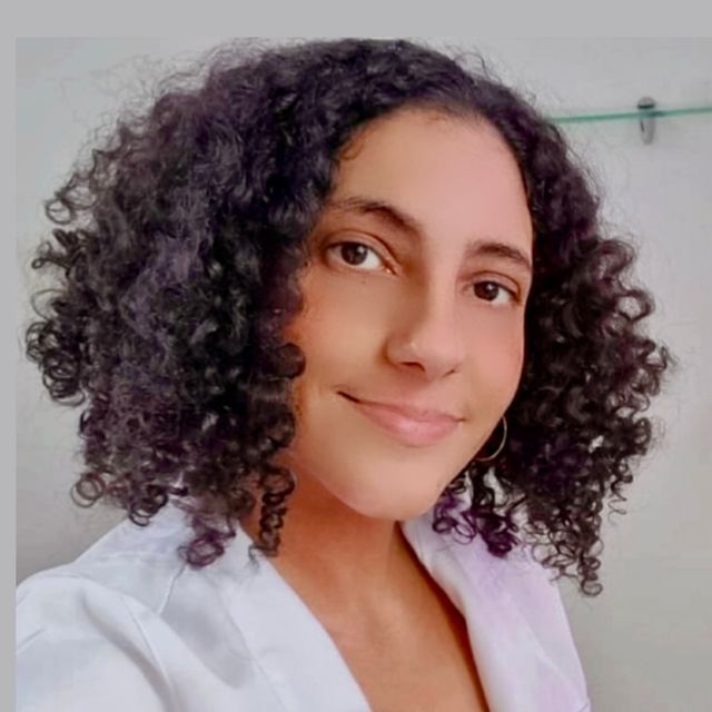 Mariana Prates, Psiquiatra Salvador