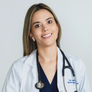 Acercar imagen: Natalia Campo Rivera, Internista Cali