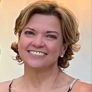 Ester Cecilia Fernandes Baptistella, Psicólogo Americana