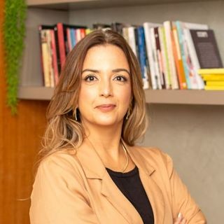 Ampliar imagem: Ana Flávia  Spósito Onofri, Psicólogo Teófilo Otoni