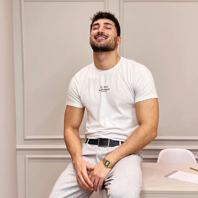 Loan Tomiello, Dentista Porto Alegre