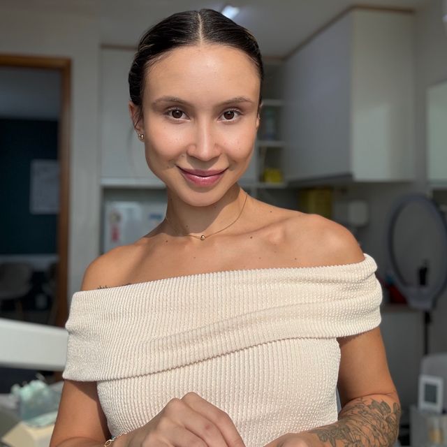 Larissa Fontes, Dentista Nova Iguaçu