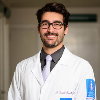Ampliar imagem: Ronaldo Roncetti Junior ., Ortopedista - Traumatologista Vitória