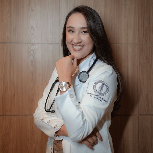 Alana Osterno, Cardiologista São Paulo