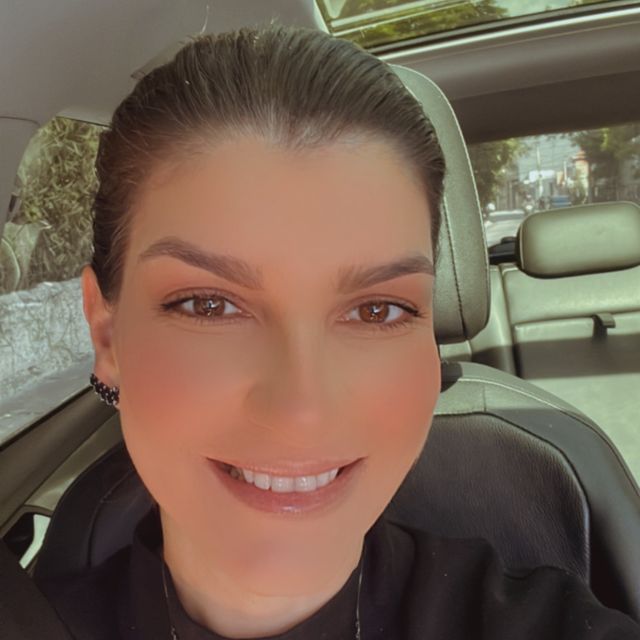 Andreia  Vieira Mingatos Lugato