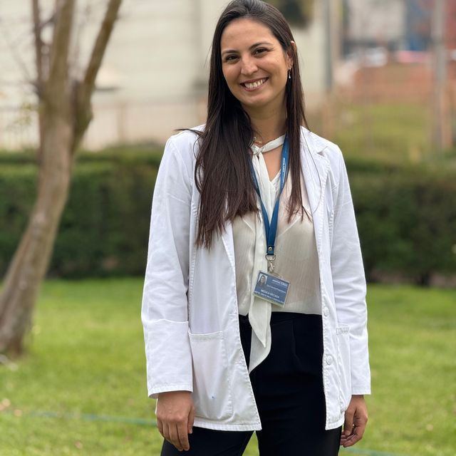 Francisca  Pineda Bastias , Ginecólogo San Fernando