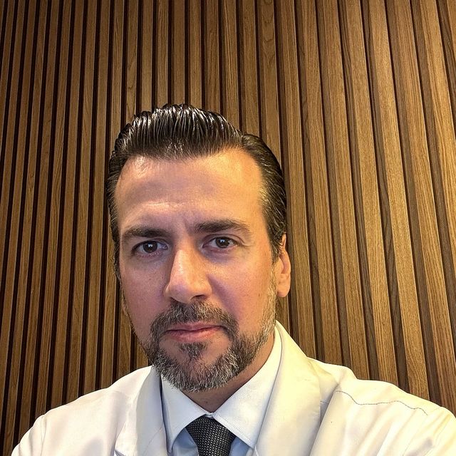 Marcos Hyppolito, Coloproctologista São Paulo