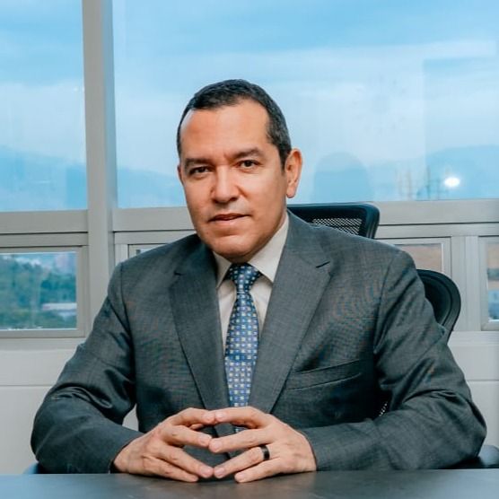 Germán Giraldo García, Oftalmólogo Medellín