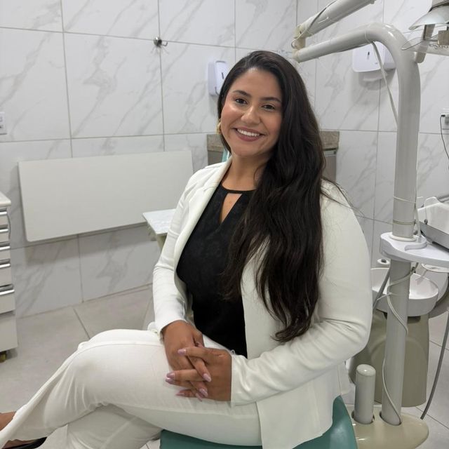Rafaela Maria Silva Moreira, Dentista Contagem