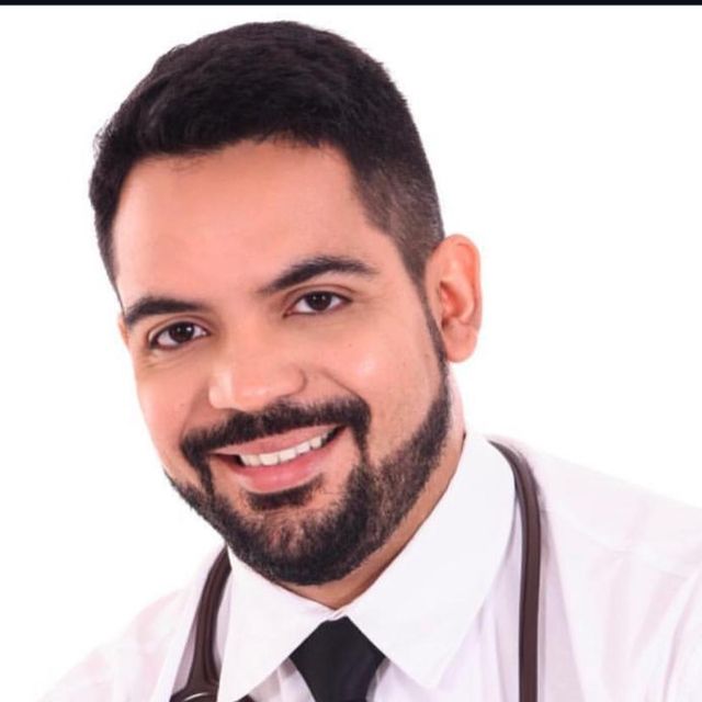 Iuri de Brito Nóbrega Silva, Ortopedista - Traumatologista Recife