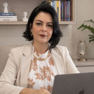 Ana Paula Vasconcelos, Psicanalista Mateus Leme