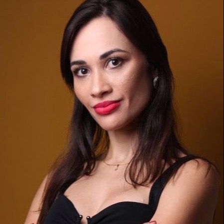 Jullyana Heinen Peixoto, Cirurgião plástico São Paulo