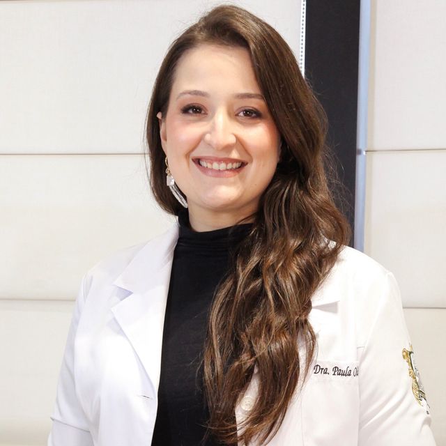 Paula Souza Cruz de Oliveira, Cirurgião geral Volta Redonda