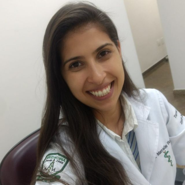 Marcelle Rocha dos Santos, Cirurgião geral Curitiba