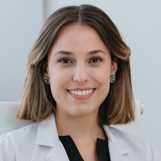 Lisandra  Batalha Marão, Psiquiatra Cotia
