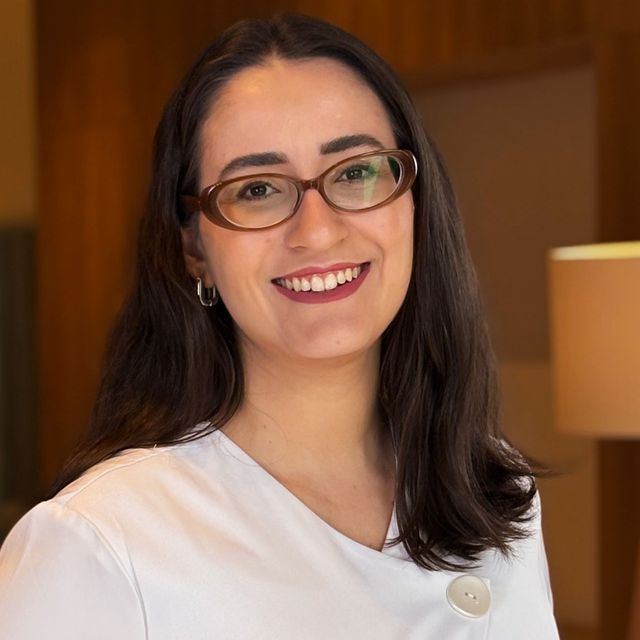 Cristiane Azevedo Alves, Gastroenterologista Porto Alegre