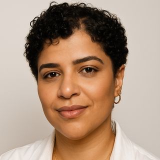 Dra. Aline Godinho Ferreira SIlva