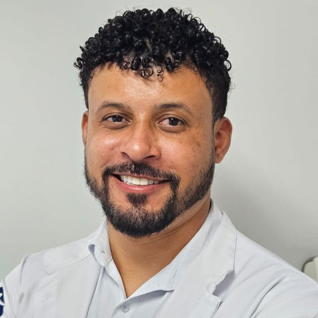 Thiago Santana, Dentista Mogi das Cruzes