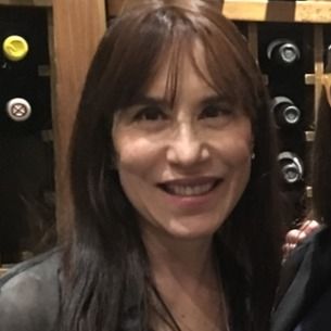 Dra. Luiza Aparecida Pinheiro