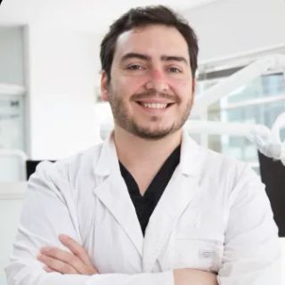 Acercar imagen: Jorge Vidal Asencios, Dentista Miraflores