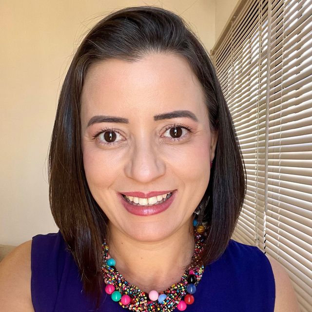 Maria Helena de Oliveira, Psicólogo Dourados