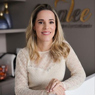 BRUNA FARIAS VAJGEL, Dentista Recife