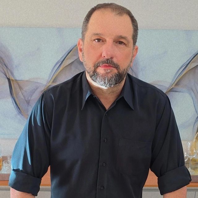 Valdivino  Junior, Psiquiatra Congonhas