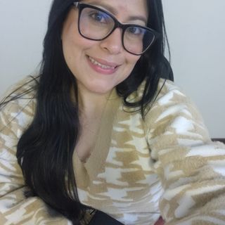 Dr. Katherine Vizcaíno Echeverría