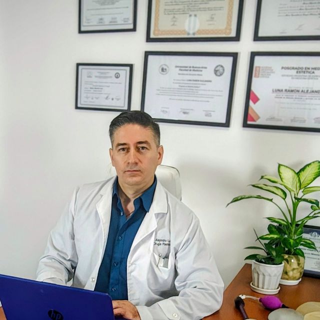 Ramon Alejandro Luna, Cirujano plástico Ciudad Autónoma de Buenos Aires