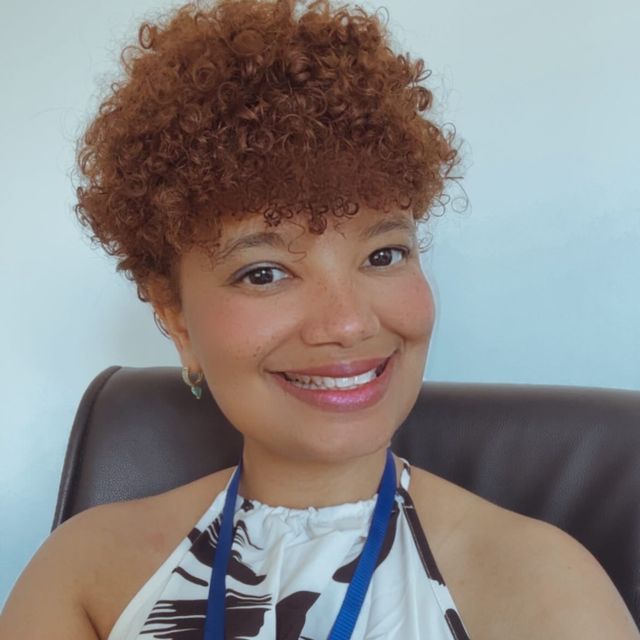 Aline de Barros Ramos Fernandes, Psicólogo São Carlos