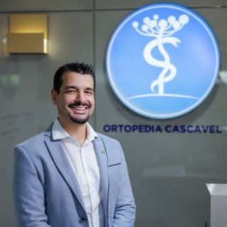 Marlon B. Correa, Ortopedista - Traumatologista Cascavel
