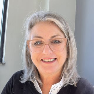 Dra. Angelica Edite  Souza