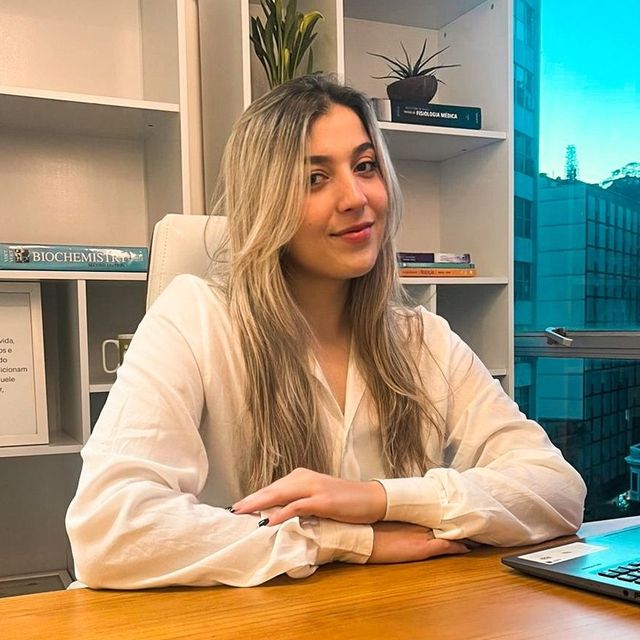 Mariana Lomar, Nutricionista Petrópolis