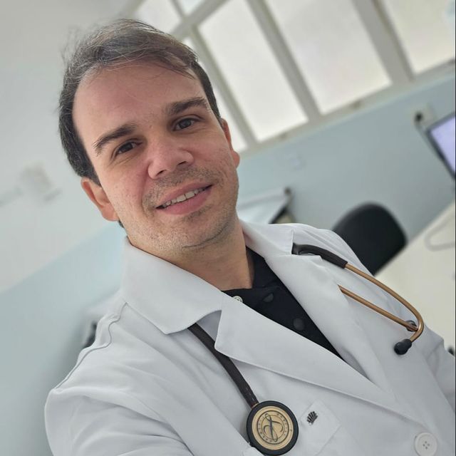 Brunno Cabral, Médico de família Araucária