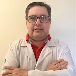 Leonardo Victor Barbosa Pereira, Nefrologista São Paulo