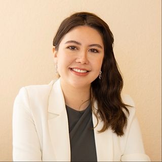 Dra. Viviane Midori Fugimoto Stonoga