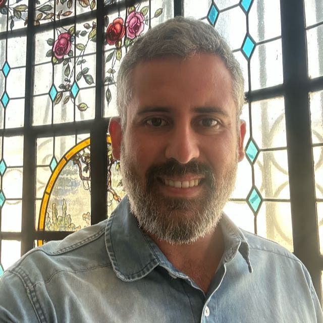 Vinicius  De Oliveira Lopes , Psiquiatra Piracicaba