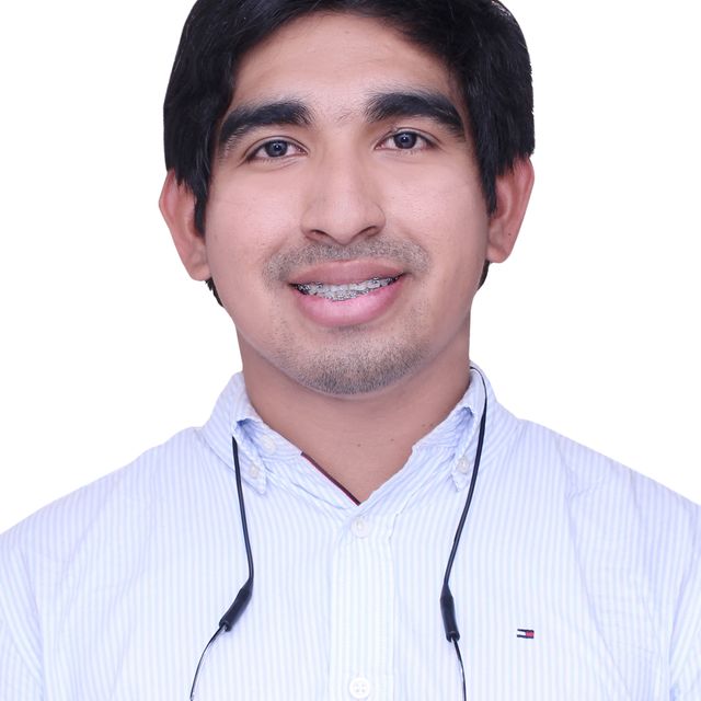 Carlos Alberto Holguin Palacios, Cardiólogo Lima