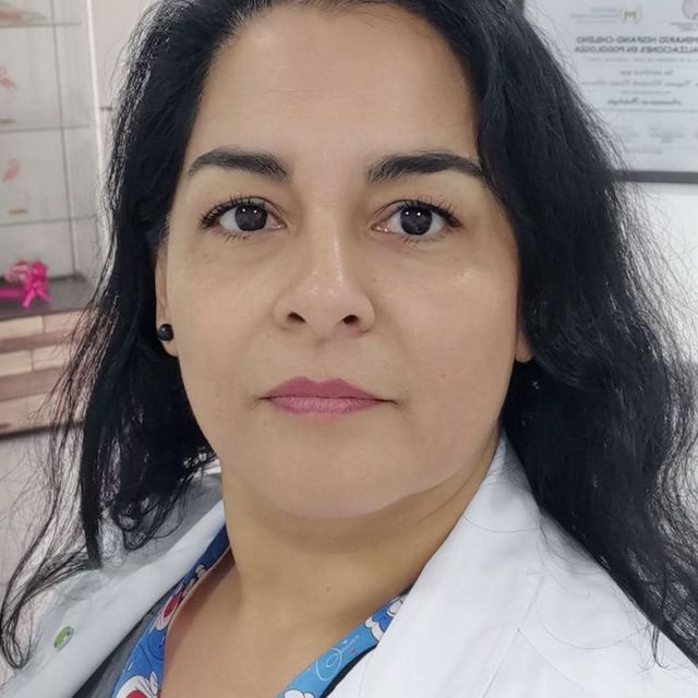 Eugenia  Cortés Aracena, Podólogo La Serena