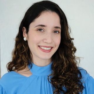 Dra. Ana Flavia Zanelli