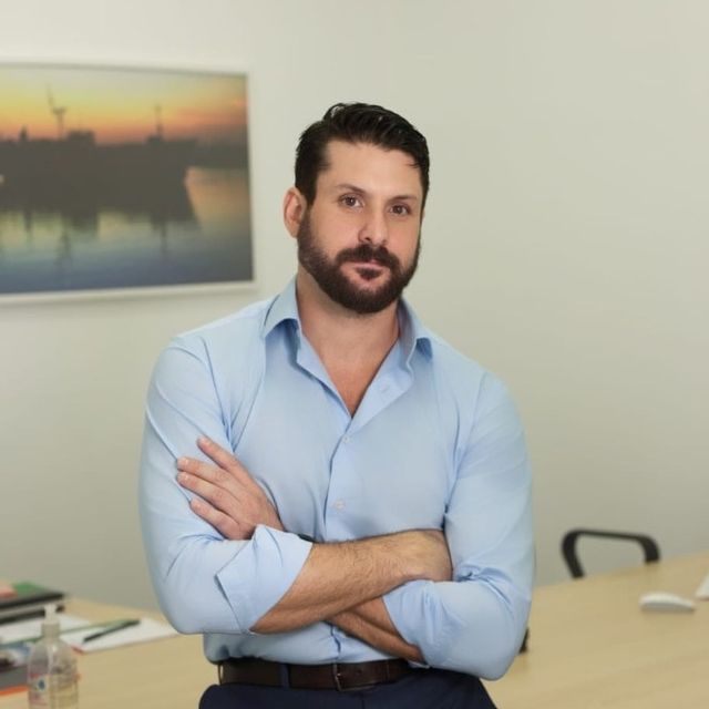 Lucas  Basaglia, Ortopedista - Traumatologista Itanhaém