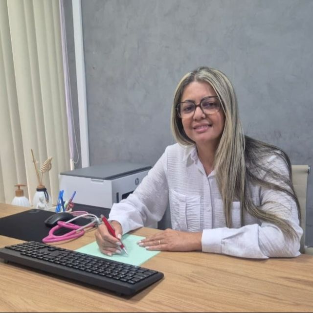 Auxiliadora   Souza Silva Lima, Reumatologista Rio de Janeiro